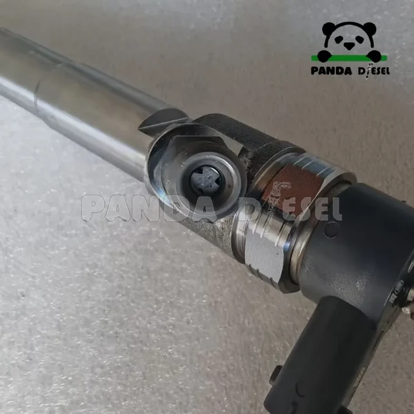 Injetor Common Rail para GAZ Gazelle Sobol 2.8 TD ISF2.8 0445110376 0445110594 0445110808 5258744 Original de Fábrica